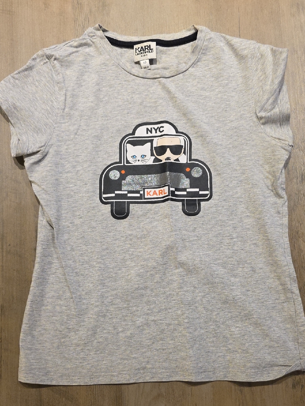 Karl Lagerfeld Light Gray NYC Car Graphic Tee with Cat